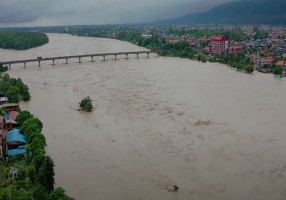 नारायणीमा पानीको सतह बढ्दै स् उच्च सतर्कता अपनाउन आग्रह