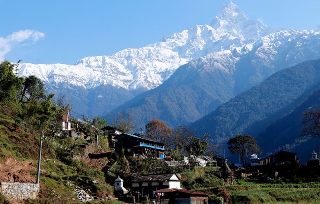 माछापुच्छ्रे हिमालको दृश्य हेर्न प्रख्यात 'घलेगाउँ'