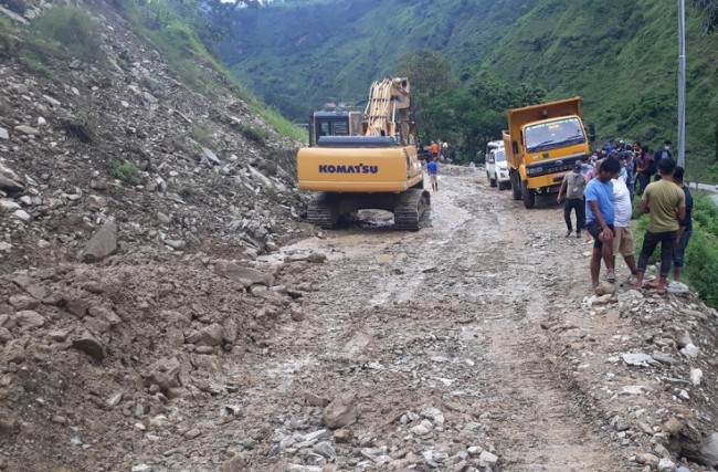 निर्माणाधीन राष्ट्रिय गौरवका आयोजना समयमा सक्न ध्यानाकर्षण