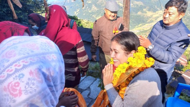 पर्यटन प्रवद्र्धनका लागि पूर्वाधार निर्माणमा जुट्नेः विद्या भट्टराईको प्रतिवद्धता