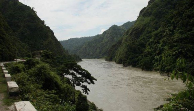 त्रिशूली नदीले आमाछोरा दुबैलाई बगायो, खोजिकार्य जारि