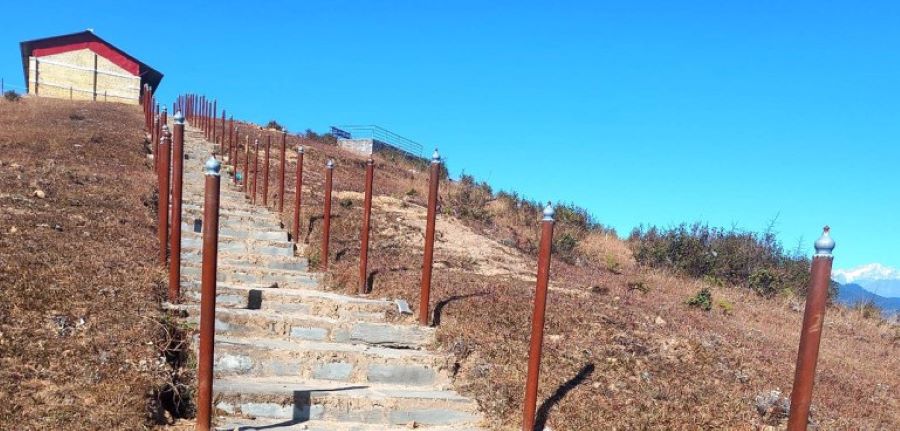 अज्ञात समूहद्धारा विद्यालय र पर्यटकीयस्थल तोडफोड