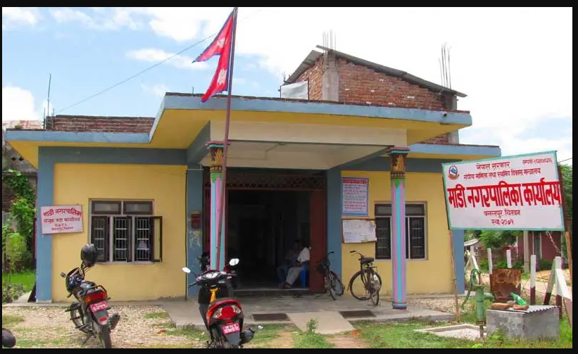 माडी नगरपालिकाद्वारा विद्यार्थीका लागि निःशुल्क यातायात सेवा