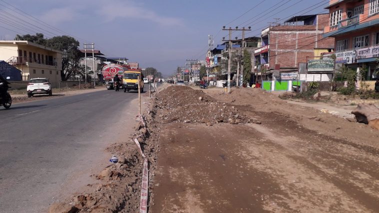 झन्डै छ वर्षमा पनि सकिएन चार किमी सडक निर्माण